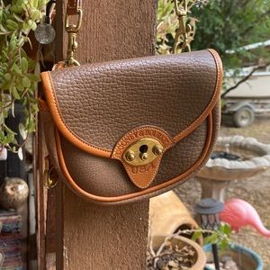 Dooney & Bourke purse